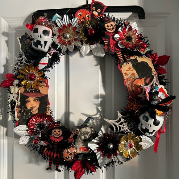 vintage repurposed handmade one of a kind Other - Vintage Repurposed Halloween Festive Holiday Wreath